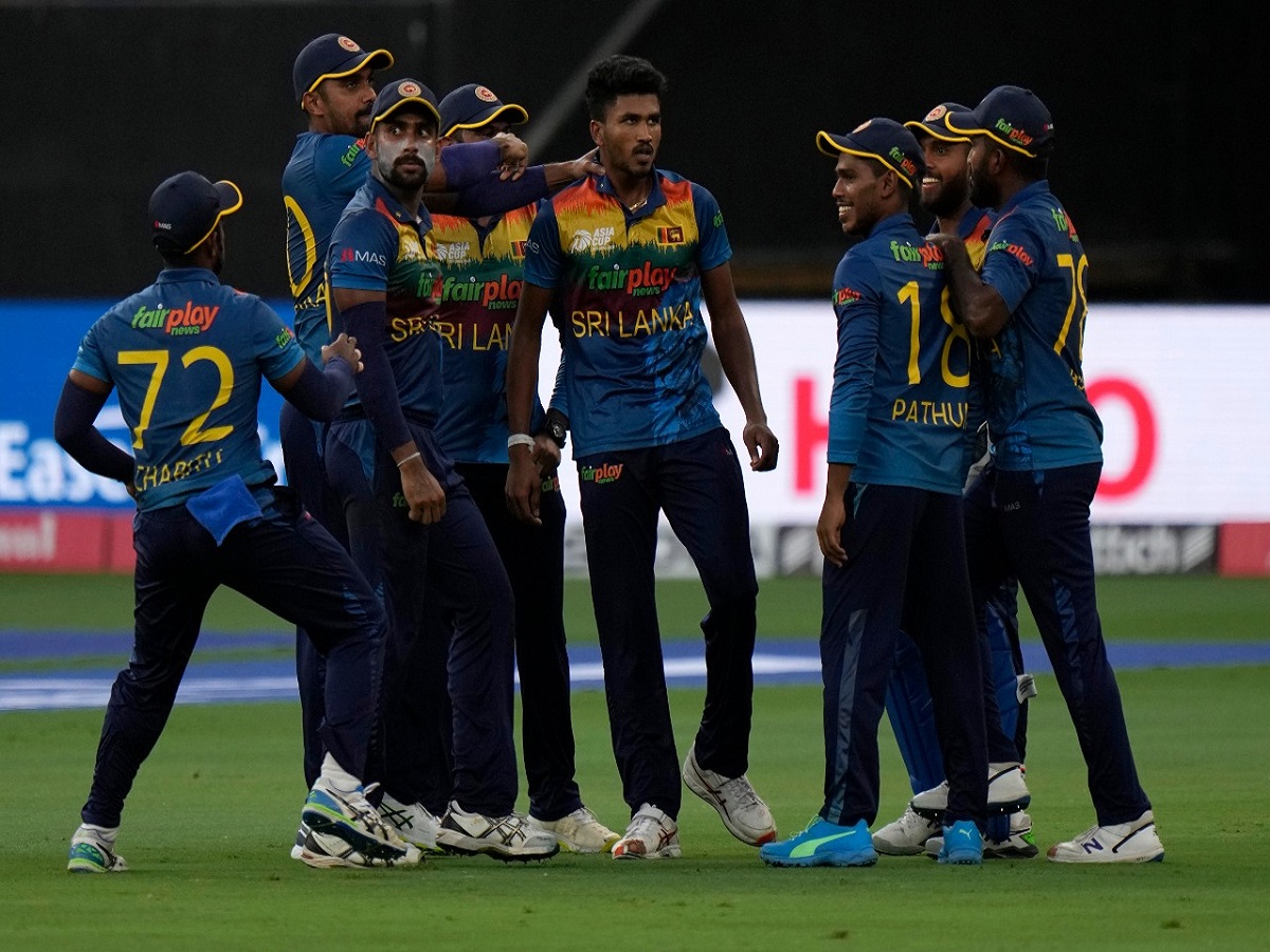  भारत के सबसे ज्यादा मुकाबले श्रीलंका के खिलाफ रद्द हुए हैं. भारत और श्रीलंका के बीच कुल 162 वनडे मैच खेले गए हैं. इसमें से 11 मैच बारिश की भेंट चढ़ गए. रद्द हुए मैचों में दो चैंपियंस ट्रॉफी के फाइनल मैच भी शामिल हैं. (AP)