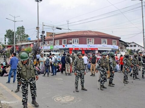 जम्मू और कश्मीर में पिछले साल अक्टूबर से आम नागरिकों की हत्याओं में भारी वृद्धि देखी गई है. (फोटो PTI)