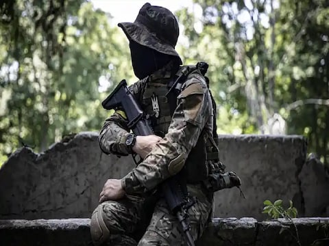 रूस के उदमुर्तिया क्षेत्र में एक अज्ञात व्यक्ति ने स्कूल में गोलीबारी कर छह लोगों को मौत के घाट उतार दिया. (Representational Picture) 
