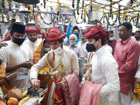 शमी पूजा करते सिंधिया