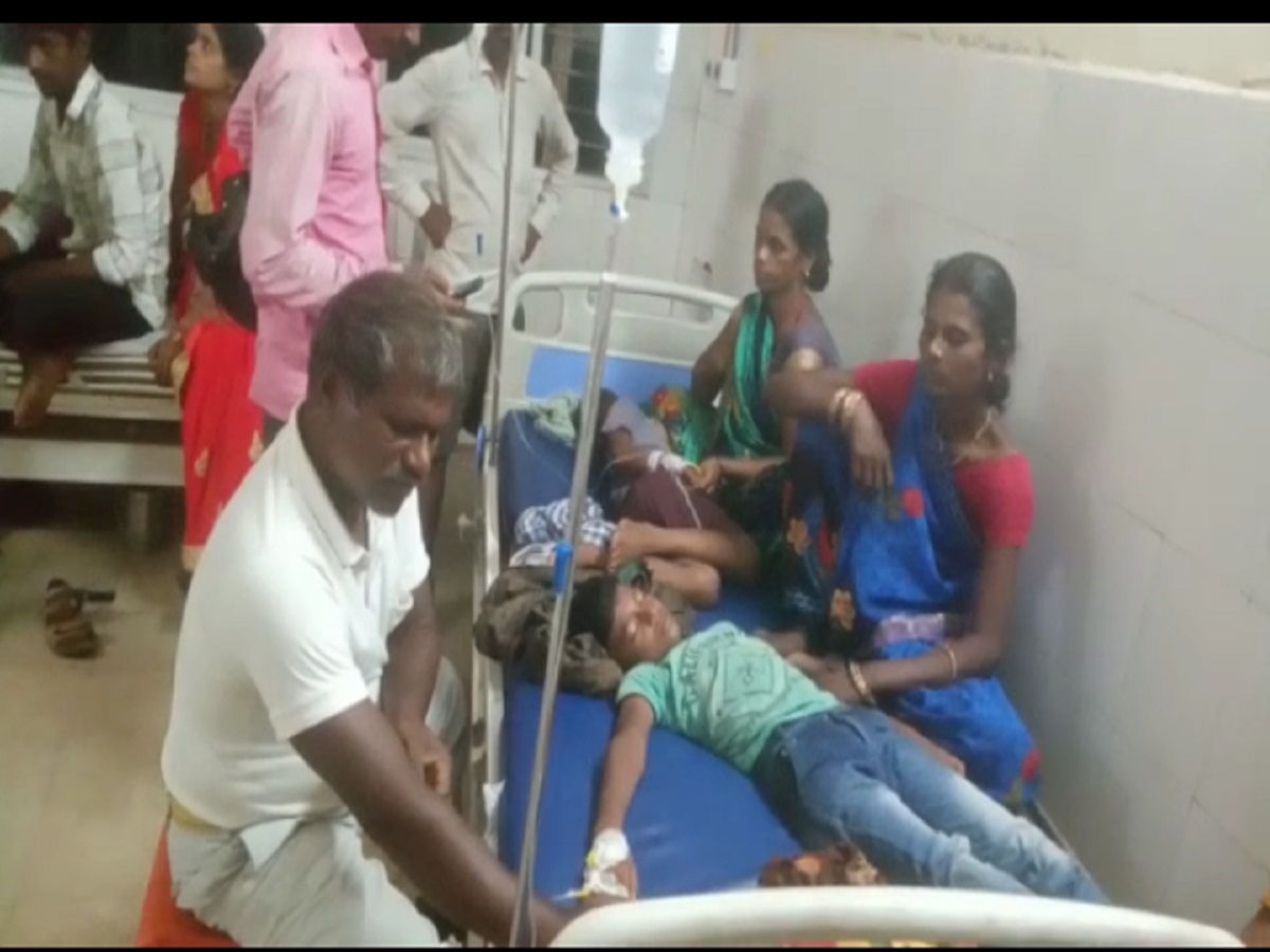 बिहार के अरवल जिला में दशहरा मेला में विषाक्त भोजन करने से दो लोगों की मौत हो गई