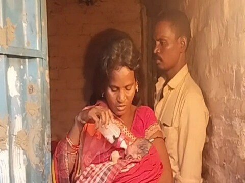 कचड़े में फेंकी बच्ची को मां की ममता देती महिला