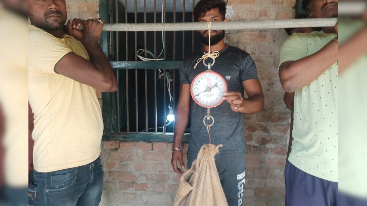 Bhagalpur: पल भर में दांतों से उठा लेता है 73 किलो वजन सादा भोजन खाकर बनाया Six Pack Abs