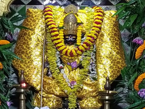 इस मंदिर में होता है अन्नकूट महोत्सव.