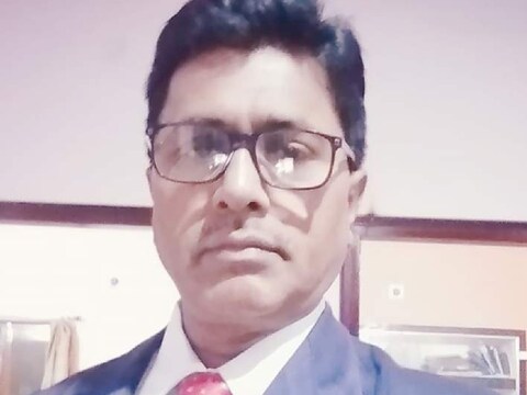 कॉलेज के कर्मियों से वेतन भुगतान के नाम पर 10 प्रतिशत रिश्वत मांगने के आरोप (News 18)