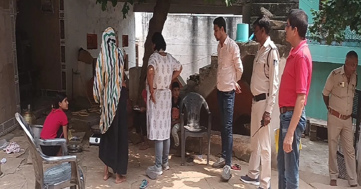   नाबालिग लड़कियों की तस्करी के लिए बदनाम इस गांव में पड़ा छापा, 4 अनजान बच्चियां बरामद