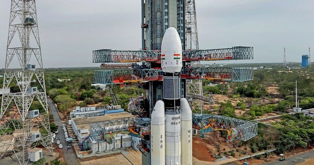 Isro Rocket Rangoli ISRO का नया प्लान, इंडस्ट्री के लिए बनाएगा कॉस्ट इफेक्टिव रॉकेट, 1 साल ...