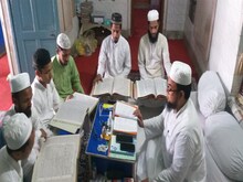 मेरठ के ये मौलाना सुनाते हैं संस्कृत के श्लोक,अंग्रेजी भी बोलते हैं फर्राटेदार