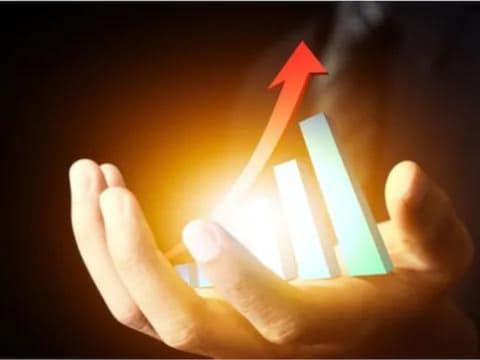 इस शेयर का नाम केवल किरन क्लोदिंग लिमिटेड (KKCL) है. 