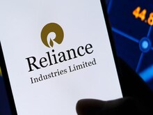 Reliance- रिलायंस बनेगा देश का सबसे बड़ा मल्टी ब्रांड हलवाई...!