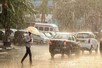दिल्‍ली में बारिश से साफ हुई हवा, क्‍या बढ़ जाएगी ठंड, जानें