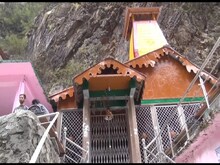 चारों धामों के कपाट बंद होने शुरू, गंगोत्री के कपाट अगले 6 महीने के लिए बंद
