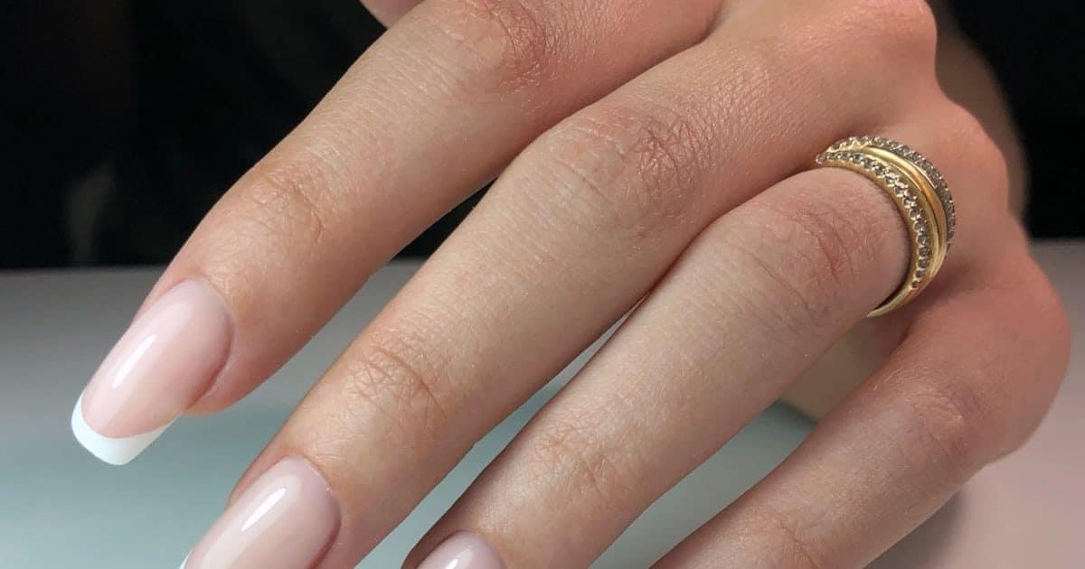 5 tips to make an at-home manicure last for two weeks