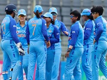 अब महिला क्रिकेटर को पुरुषों के बराबर मिलेगी मैच फीस, BCCI का फैसला