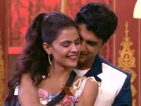 BB16: अंकित ने किया प्रियंका से प्यार का इजहार, क्या बनेंगे कपल ऑफ द सीजन?
(फोटो साभार: Instagram@priyankachaharchoudhar)