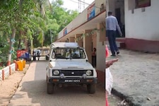 महिला को हुआ पड़ोसी युवक से प्यार, पति को छोड़ा; अब 2 साल बाद थाने पहुंचा मामला