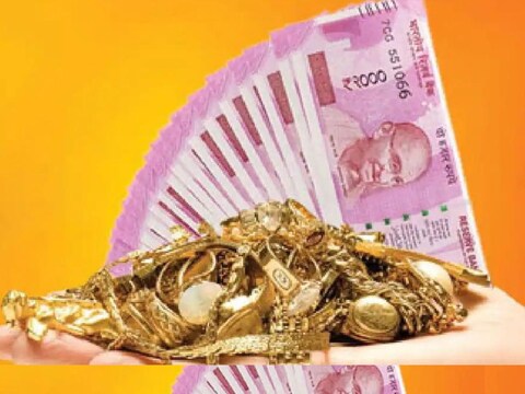कई बैंक भी ज्‍वैलरी खरीदने पर कैशबैक ऑफर कर रहे हैं. 