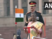 राष्ट्रपति द्रौपदी मुर्मू ने सिल्वर ट्रम्पेट और ट्रम्पेट बैनर प्रदान किए