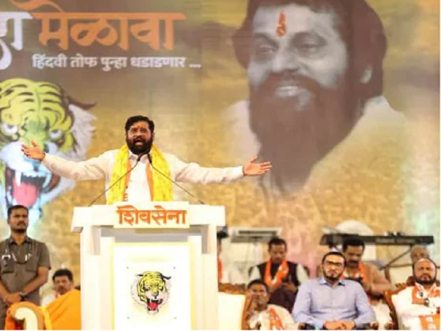 निहार पेशे से वकील हैं. उनकी शादी राज्य के बीजेपी नेता हर्षवर्द्धन पाटिल की बेटी से हुई. पिछले दिनों उन्हें महाराष्ट्र के मुख्यमंत्री एकनाथ शिंदे की एक रैली में उनके साथ मंच पर बैठे देखा गया. निहार पहली बार चर्चाओं में हैं. उनके शिंदे के साथ आने से जाहिर है कि चाचा उद्धव से उनकी गहरी अनबन है.(ट्विटर)