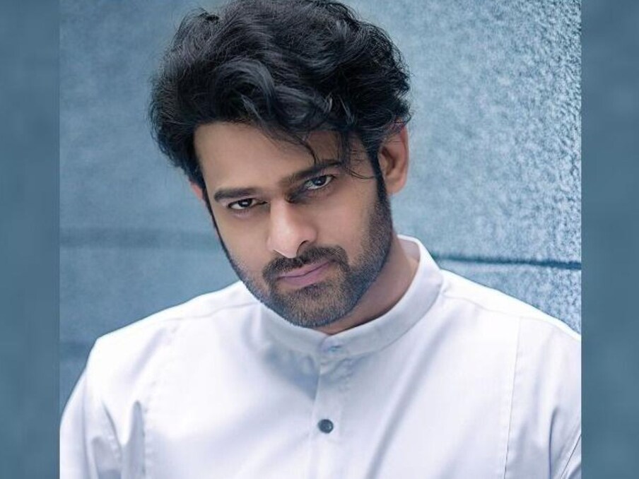  प्रभास पूरा नाम वेंकट सत्यनारायण प्रभास राजू उप्पलपति (Venkata Satyanarayana Prabhas Raju Uppalapati) है. वे प्रोड्यूसर यू सूर्यनारायण राजू और शिव कुमारी के बेटे हैं.