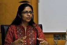 दिल्ली तेजाब कांड: महिला आयोग की अध्यक्ष स्वाति मालीवाल ने फ्लिपकार्ट-अमेजन को नोटिस भेजा