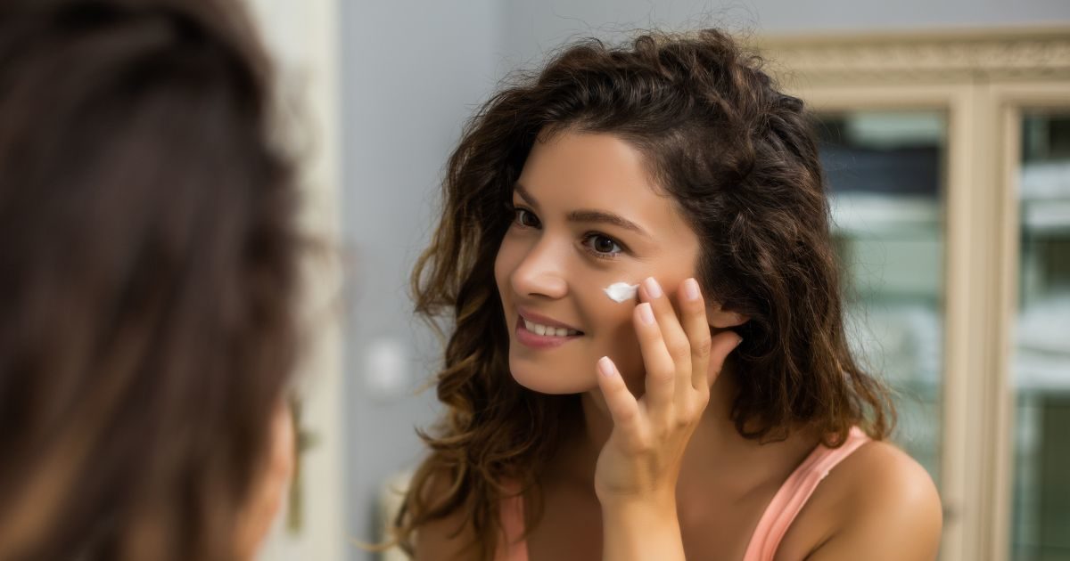 Body lotion should not be applied on the face, stop it today itself, it