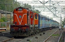 छठ के बाद ट्रेनों में यात्रियों की भीड़, रांची रेल मंडल ने जोड़े अतिरिक्त कोच
