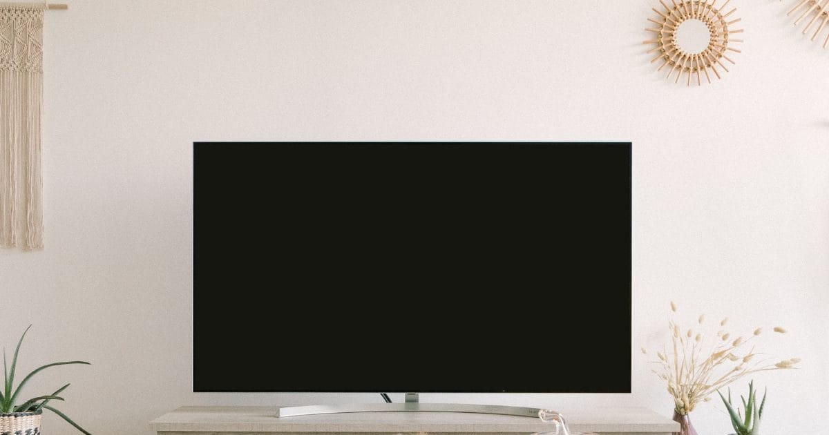 क्या है OLED टीवी की खासियत और क्यों है ये इतने महंगे, जानिए सबकुछ