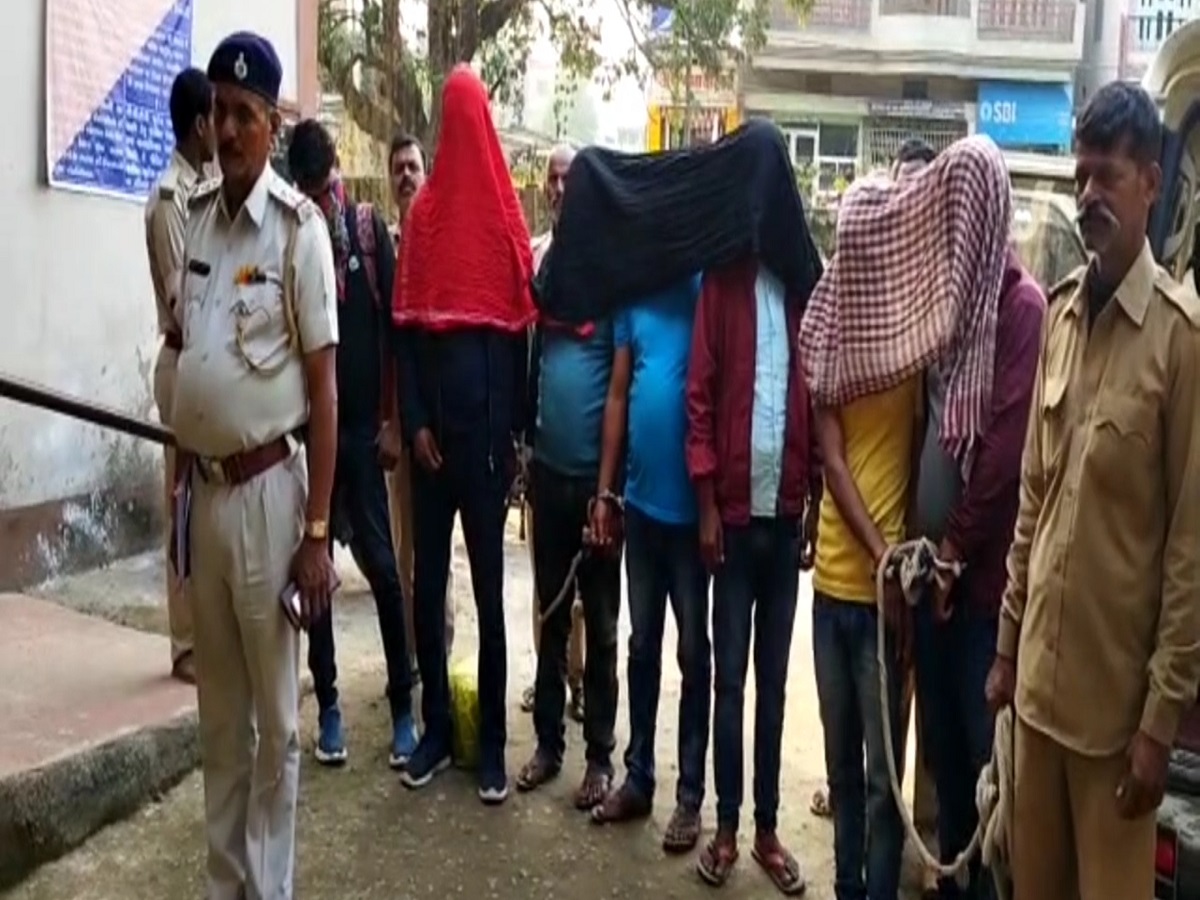 बिहार के मोतिहारी से शटरकटवा गैंग के बदमाश गिरफ्तार हुए हैं