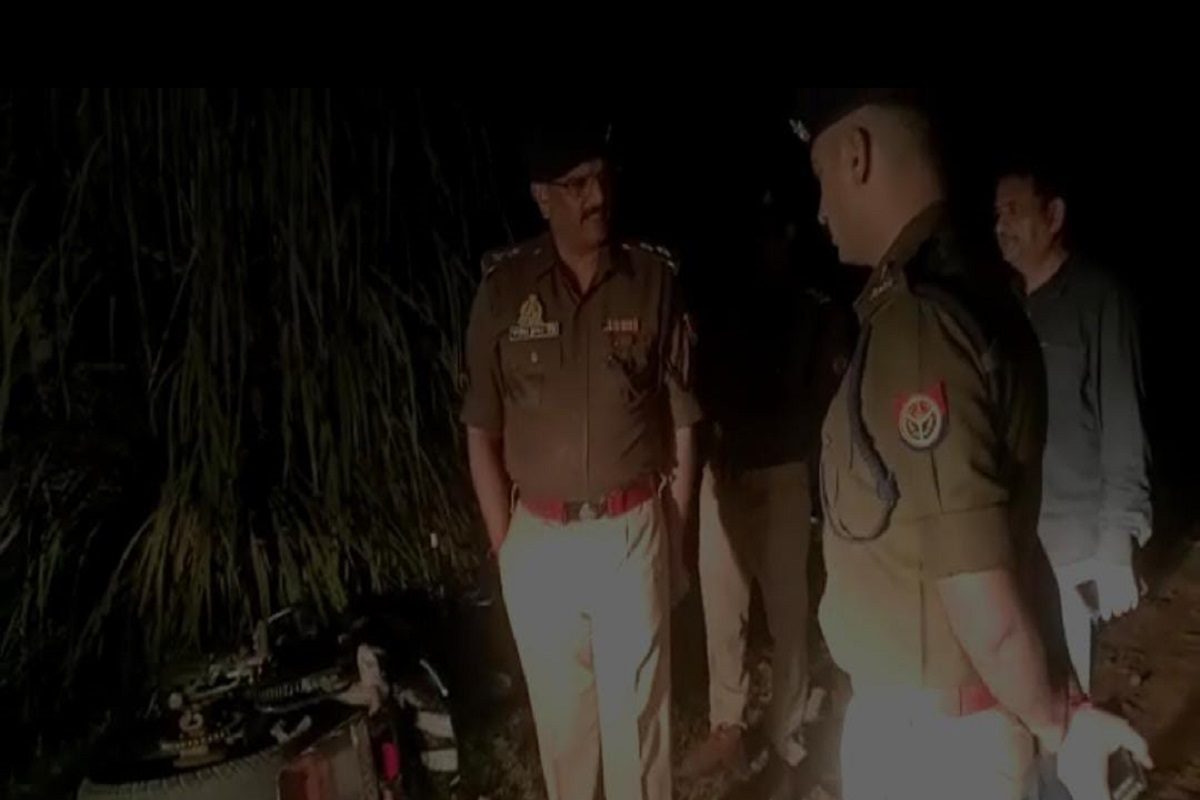 UP पुलिस ने एनकाउंटर कर दो अपराधियों को दबोचा, गुजरात में भी दर्ज थे कई केस