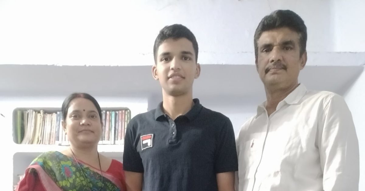 NDA Result 2022: किसान के बेटे का एनडीए परीक्षा में दिखा दम, ऑनलाइन स्टडी  से किया कमाल - success story farmers son nda exam result 2022 bihar  muzaffarpur – News18 हिंदी