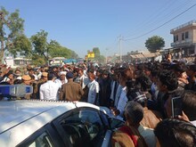 सवाई माधोपुर में यूरिया के लिए मचा कोहराम, खाद नहीं मिलने से किसान कर रहे जाम