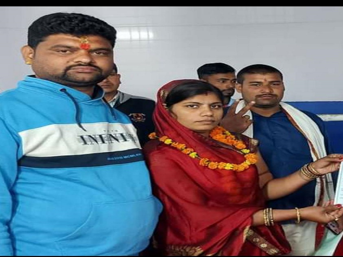 बिहार के शेखपुरा जिला में फर्जी निकासी करने वाली मुखिया समेत पांच के खिलाफ केस हुआ है