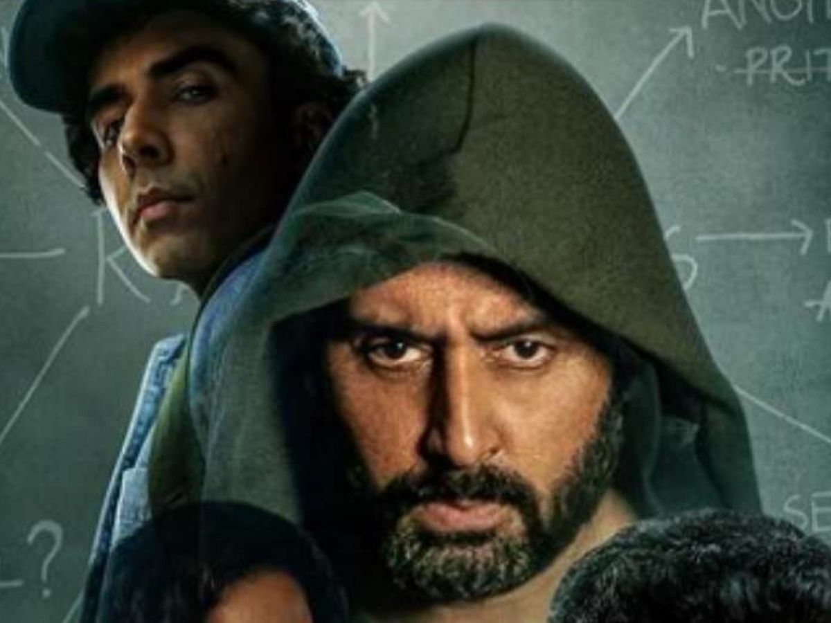  Breathe Into the Shadows: Season 2 एक बहुचर्चित सीरीज है जिसका दूसरा सीजन भी आखिरकार रिलीज हो गया है. अभिषेक बच्चन, अमित साध और साउथ एक्ट्रेस नित्या मेनन स्टारर ये सीरीज अविनाश सभरवाल (अभिषेक बच्चन) के जीवन का पता लगाती है, जिसकी 6 साल की बेटी का एक नकाबपोश व्यक्ति द्वारा अपहरण कर लिया जाता है. अपहरणकर्ता अविनाश को अपनी बेटी को वापस पाने के लिए एक व्यक्ति को मारने का आदेश देता है. इसमें देखने को मिलेगा क्या वो अपनी बेटी को बचाने के लिए ऐसा करेगें? आप इसे भी अमेज़न प्राइम वीडियो पर देख सकते हैं.