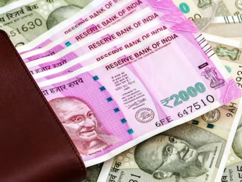 स्टेट बैंक ऑफ इंडिया की एटीएम फ्रेंचाइजी (SBI ATM Franchise) लेकर आप ये कमाई कर सकते हैं.