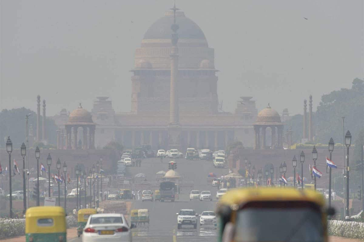 Live I Delhi Air Pollution: दिल्ली में सांस संबंधी समस्याएं बढ़ीं, बड़ी  संख्या में LNJP पहुंच रहे मरीज, बच्चे-बुजुर्ग ज्यादा प्रभावित - delhi ncr  air pollution live ...