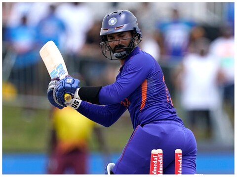 दिनेश कार्तिक के टी20 इंटरनेशनल खेलने से निराश हैं पूर्व क्रिकेटर (PIC: AP)