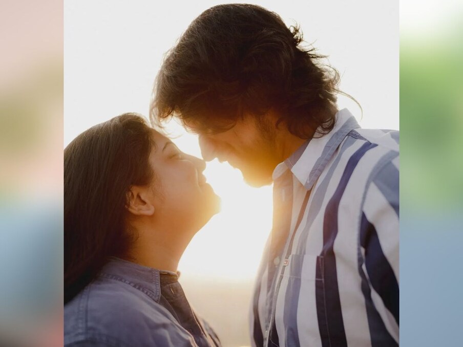  एक्टर ने लिखा, 'क्या होता है जब सही इंसान आपकी जिंदगी में आता है? बहुत से लोग कहेंगे कि आप प्यार से भर जाएंगे. आप खुशी से झूम उठते हो. उससे नजरें नहीं हटा पाते हैं. पेट में तितलियां उड़ने जैसा महसूस करेंगे. आपका दिल गाना गाने लगेगा. मंजिमा मोहन हमारा सफर निश्चित रूप से अलग था. हम दोनों प्रैंक करते थे. छोटी-छोटी चीजों पर बहस करते थे. यहां तक कि हमारे बीच कोई नहीं आ सकता था.'