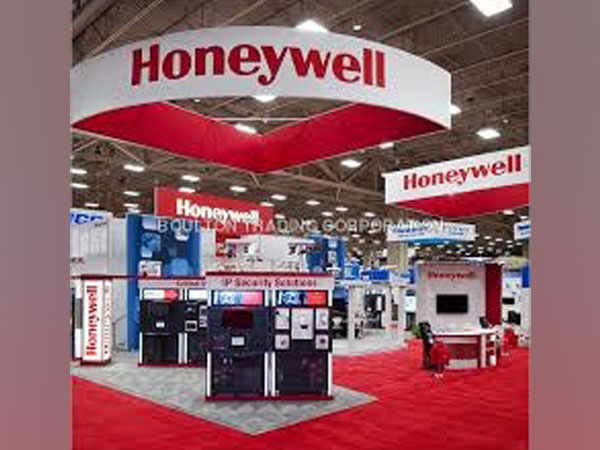  Honeywell Automation (39,351.70 रुपये प्रति शेयर) नेशनल स्टॉक एक्सचेंज.