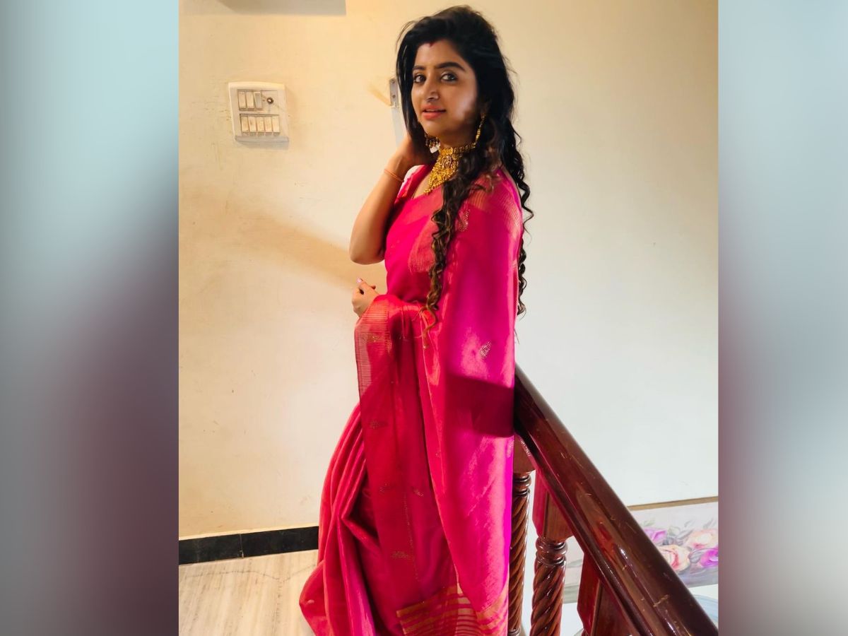  महालक्ष्मी ने कहा कि वे महीने के 3 लाख कमाती हैं और पैसे कमाने के लिए वे कई दूसरे रास्ते अपना सकती हैं थी. ये उन्होंने उन लोगों को जवाब दिया तो उन्हें बेरोजगार और लाचार समझ रहे थे.