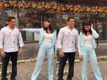 VIRAL VIDEO: सलमान ने बॉक्सर निखत संग रोमांटिक सॉन्ग को किया रीक्रिएट