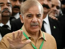 आर्मी चीफ की नियुक्ति पर Pak पीएम बने कठपुतली, लंदन में लिया जाएगा फैसला!