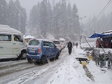 WinterVacation:कश्मीर के स्कूलों में 3 महीने की छुट्टी,Feb में खुलेंगे स्कूल