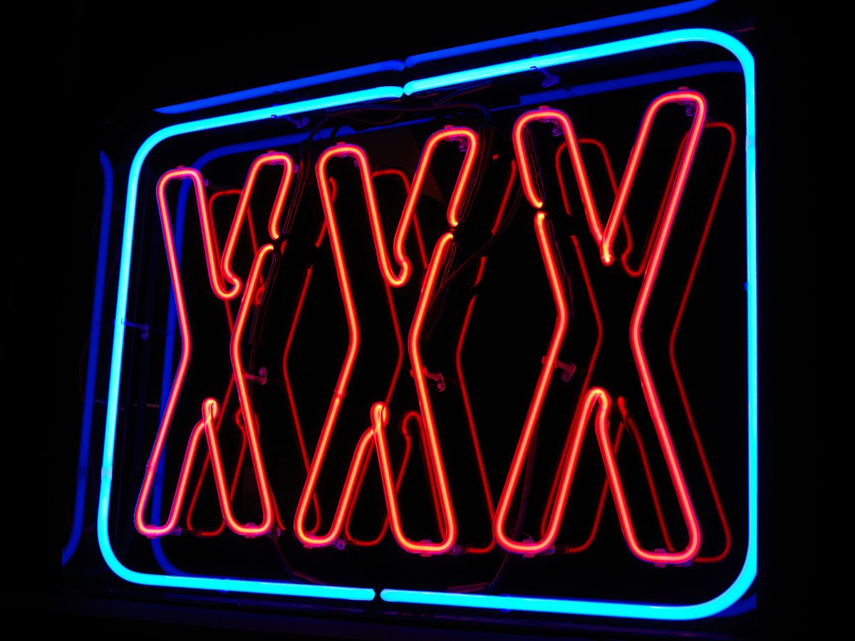 Xzxx 16 - XXX' à¤•à¤¾ à¤®à¤¤à¤²à¤¬ à¤•à¥à¤¯à¤¾ à¤¹à¥‹à¤¤à¤¾ à¤¹à¥ˆ? à¤à¤¡à¤²à¥à¤Ÿ à¤«à¤¿à¤²à¥à¤®à¥‹à¤‚ à¤•à¥‡ à¤¸à¤¾à¤¥ à¤•à¥à¤¯à¥‹à¤‚ à¤¹à¥‹à¤¤à¤¾ à¤¹à¥ˆ à¤¸à¤‚à¤¬à¤‚à¤§? à¤²à¥‹à¤—à¥‹à¤‚  à¤¨à¥‡ à¤²à¤—à¤¾à¤ à¤…à¤²à¤—-à¤…à¤²à¤— à¤…à¤‚à¤¦à¤¾à¤œà¥‡ - why adult 