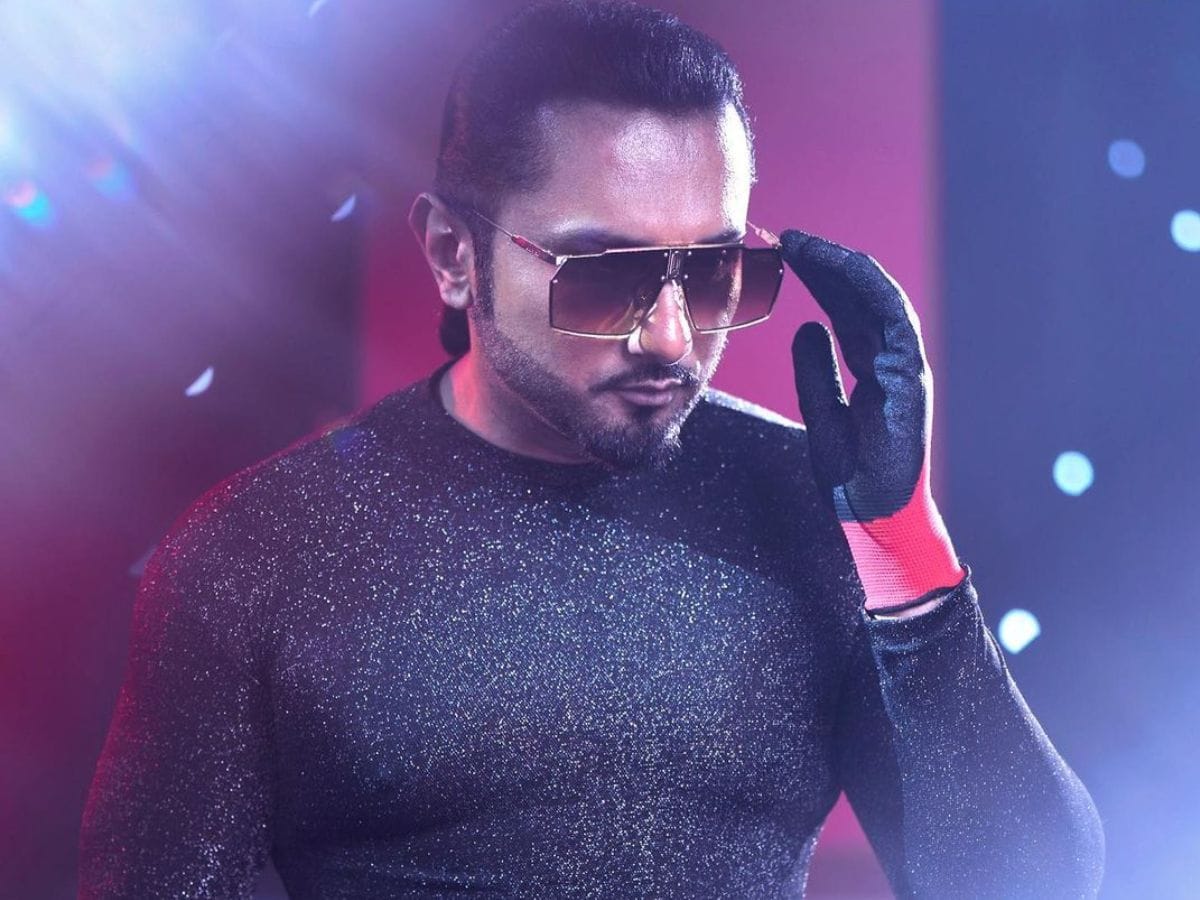 Yo Yo Honey Singh burns up the internet with his drastic transformation.  See impressive pictures – India TV