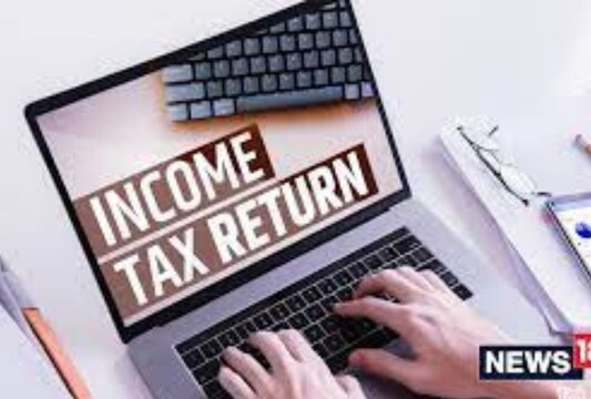 इनकम टैक्स बचाने के लिए उपलब्ध सबसे लोकप्रिय विकल्प आयकर 
अधिनियम की धारा 80 सी के तहत हैं