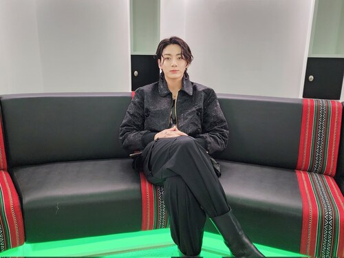 फीफा विश्व कप 2022, फीफा विश्व कप, फीफा विश्व कप 2022 उद्घाटन समारोह, फीफा में जुंगकुक प्रदर्शन, जुंगकुक, जियोन जुंगकुक वीडियो, जुंगकुक तस्वीरें, बीटीएस, के पॉप गायक, फीफा विश्वकप, फीफा विश्वकप 2022, जियाने जुंगकुक, जंगकुक, बी टैग, ड्रीमर्स, फीफा विश्वकप की राजधानी सेरेमनी, फीफा विश्वकप में जंगकुक की दुकान, रिकी मार्टिन