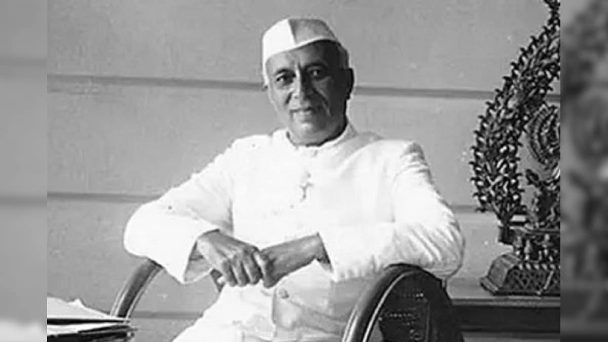 जब नंदा ने नेहरू को ज्योतिषी को जन्मपत्री दिखाने के लिए मनाया