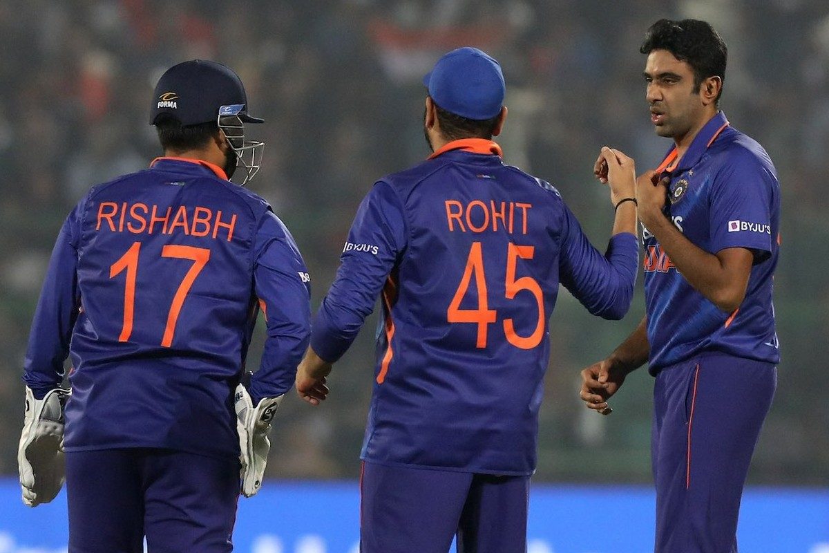 T20 World Cup: अश्विन ने राहुल-रोहित पर कसा तंज, कहा-हम पावरप्ले में 30 रन बनाते थे और दूसरे 60 बना लेते थे
