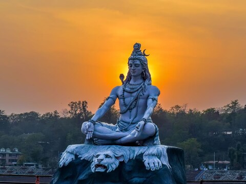 Shiv Chalisa: प्रतिदिन इस विधि से करें शिव चालीसा का पाठ, मिलेंगे अनगिनत लाभ - shiv chalisa everyday worship of lord shiva know shiv chalisa benefits in hindi – News18 हिंदी Shiv Chalisa: प्रतिदिन इस विधि से करें शिव चालीसा का पाठ, मिलेंगे अनगिनत लाभ - shiv chalisa everyday worship of lord shiva know shiv chalisa benefits in hindi – News18 हिंदी